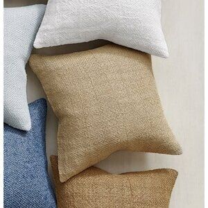 POTTERY BARN Faye Linen Textured Pillow Cover, 20" in Gold NWT